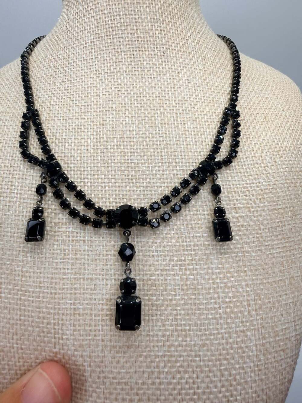 Vintage Black Rhinestone Chandelier Necklace 16 Inch